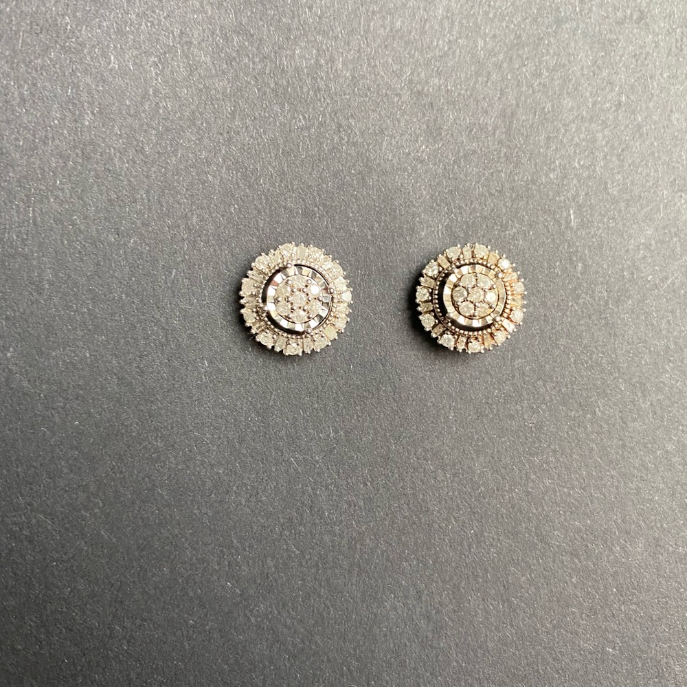 1 Carat Diamond Cluster Earrings - Picture 1 of 9
